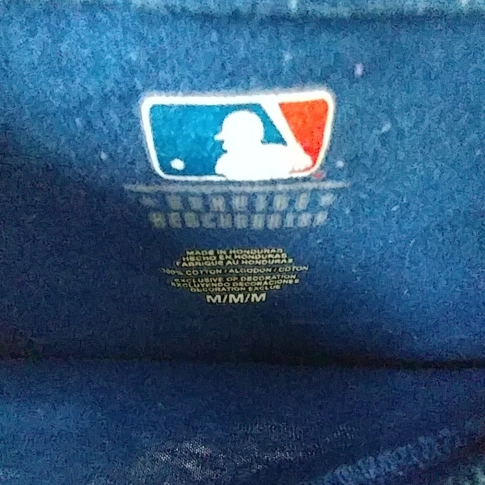 T Shirt - Picture 2 of 3